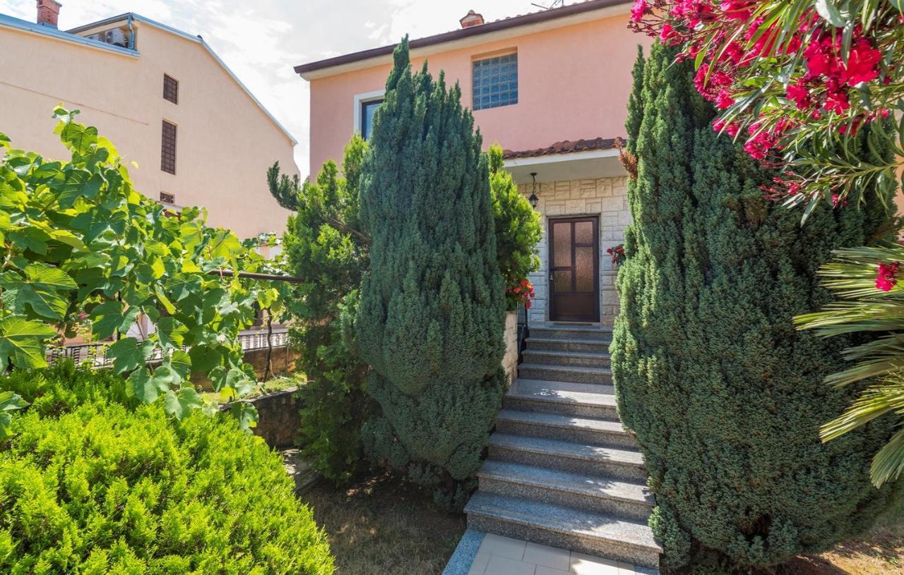 Apartments Magdalena As22 Ровин Екстериор снимка