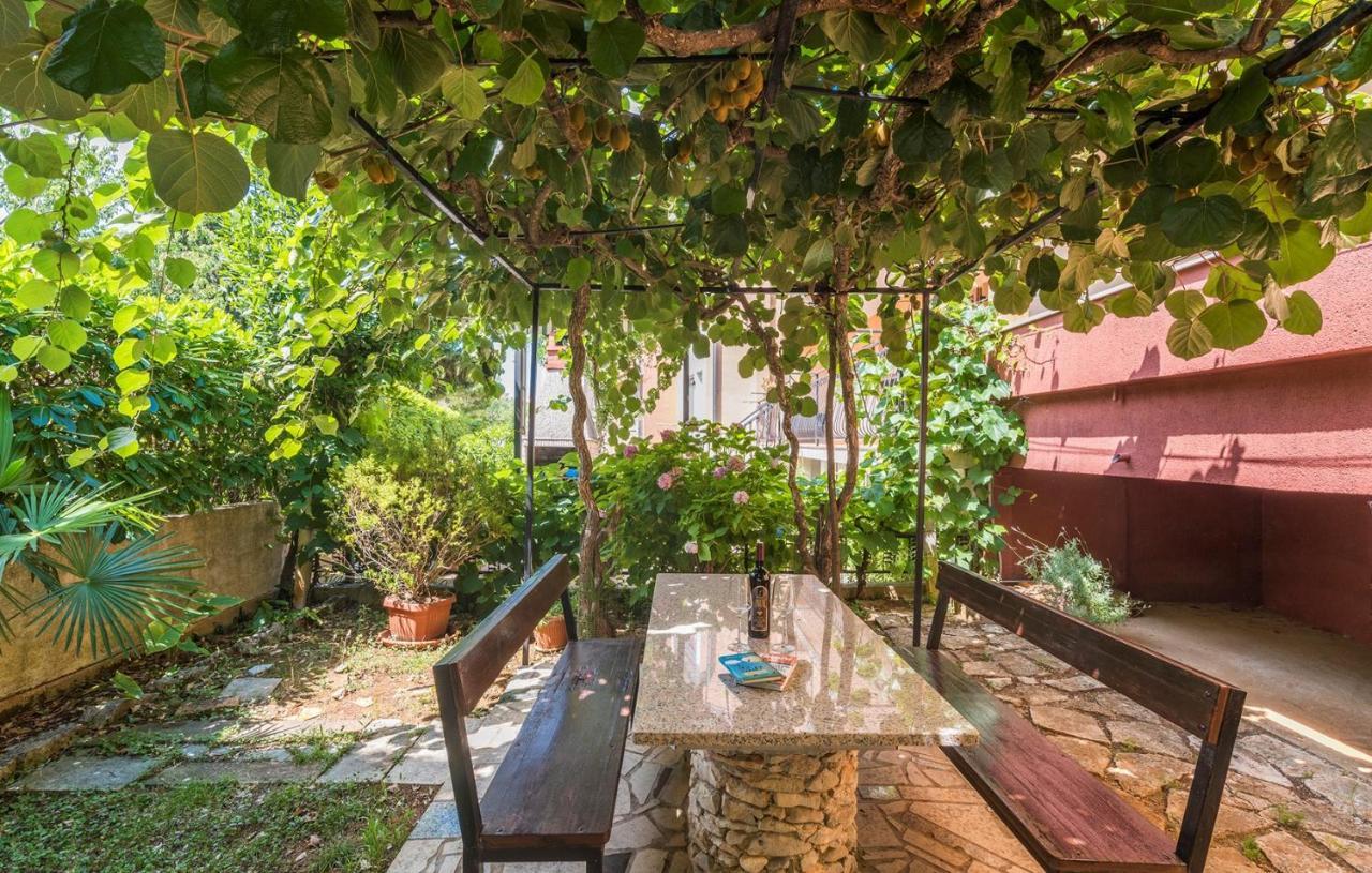 Apartments Magdalena As22 Ровин Екстериор снимка