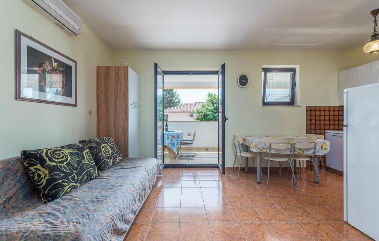 Apartments Magdalena As22 Ровин Екстериор снимка