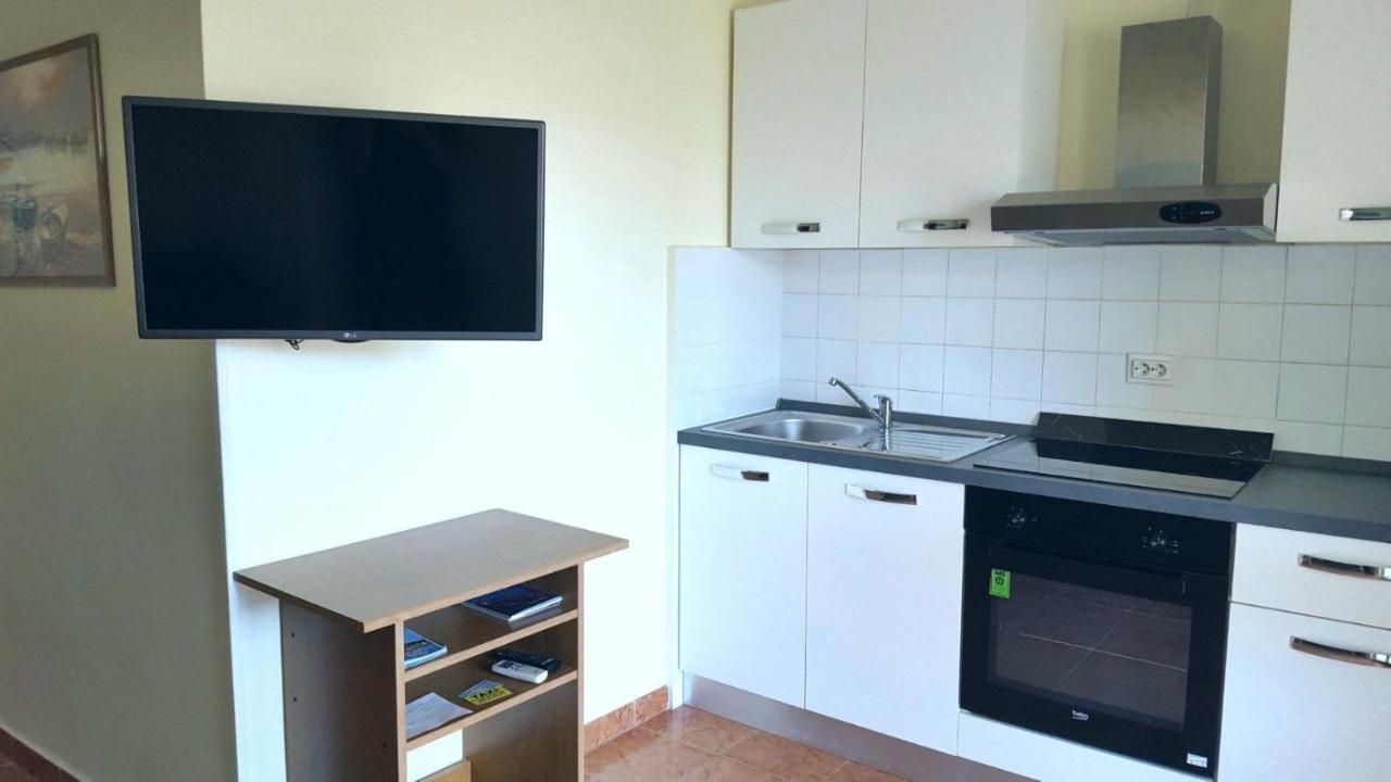 Apartments Magdalena As22 Ровин Екстериор снимка